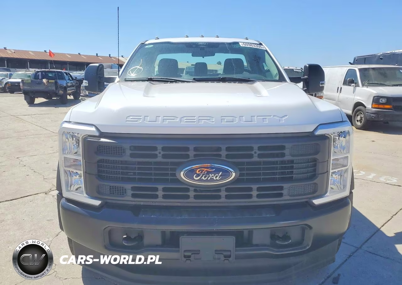 2024 Ford F550 Super Duty VIN:1FDUF5GT8RDA09415 - 5