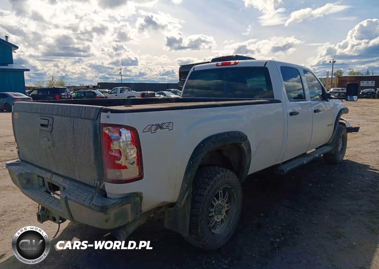 2011 GMC Sierra K2500 Heavy Duty VIN:1GT12ZC88BF242622 - 3