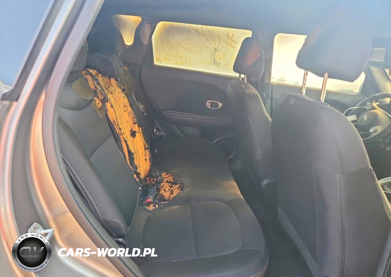 2018 Kia Soul Base VIN:KNDJN2A25J7572725 - 10