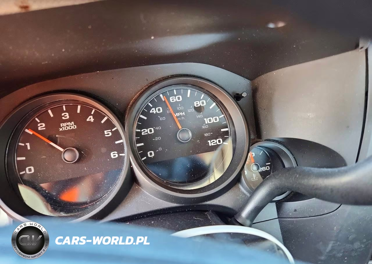 2013 Chevrolet Silverado C1500 VIN:1GCRCPEX2DZ396902 - 9