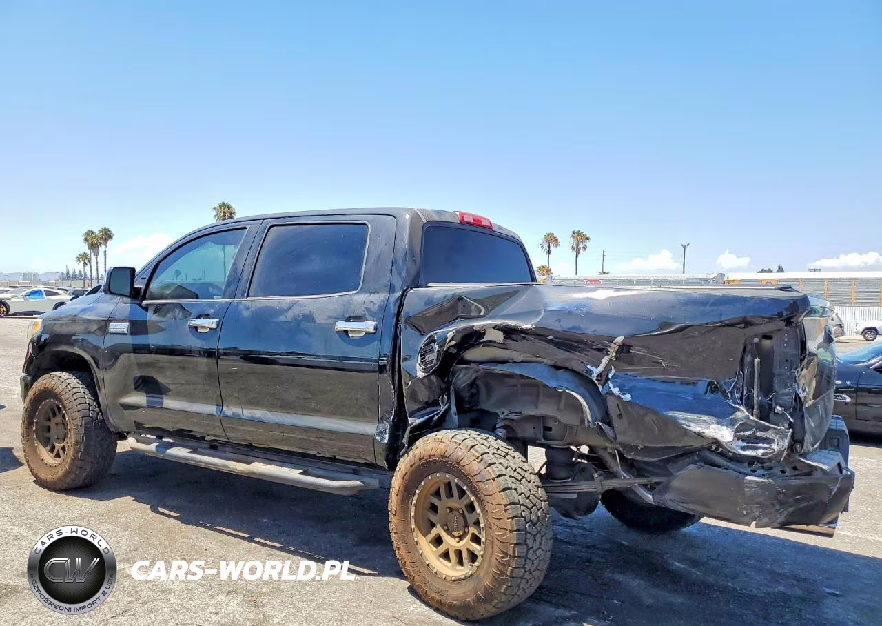 2018 Toyota Tundra Platinum VIN:5TFAY5F11JX742636 - 2