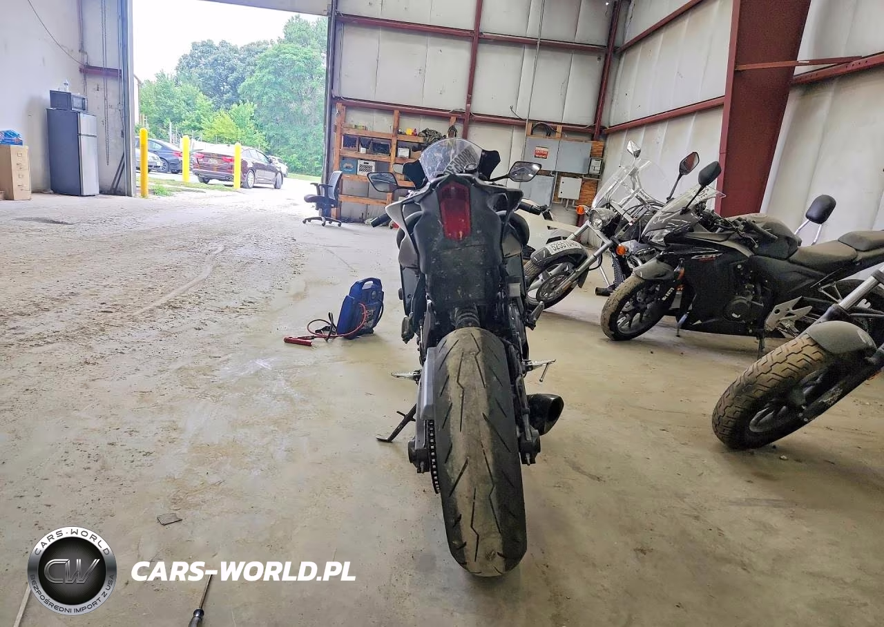 2024 Yamaha Yzfr7 VIN:JYARM38E6RA009317 - 4