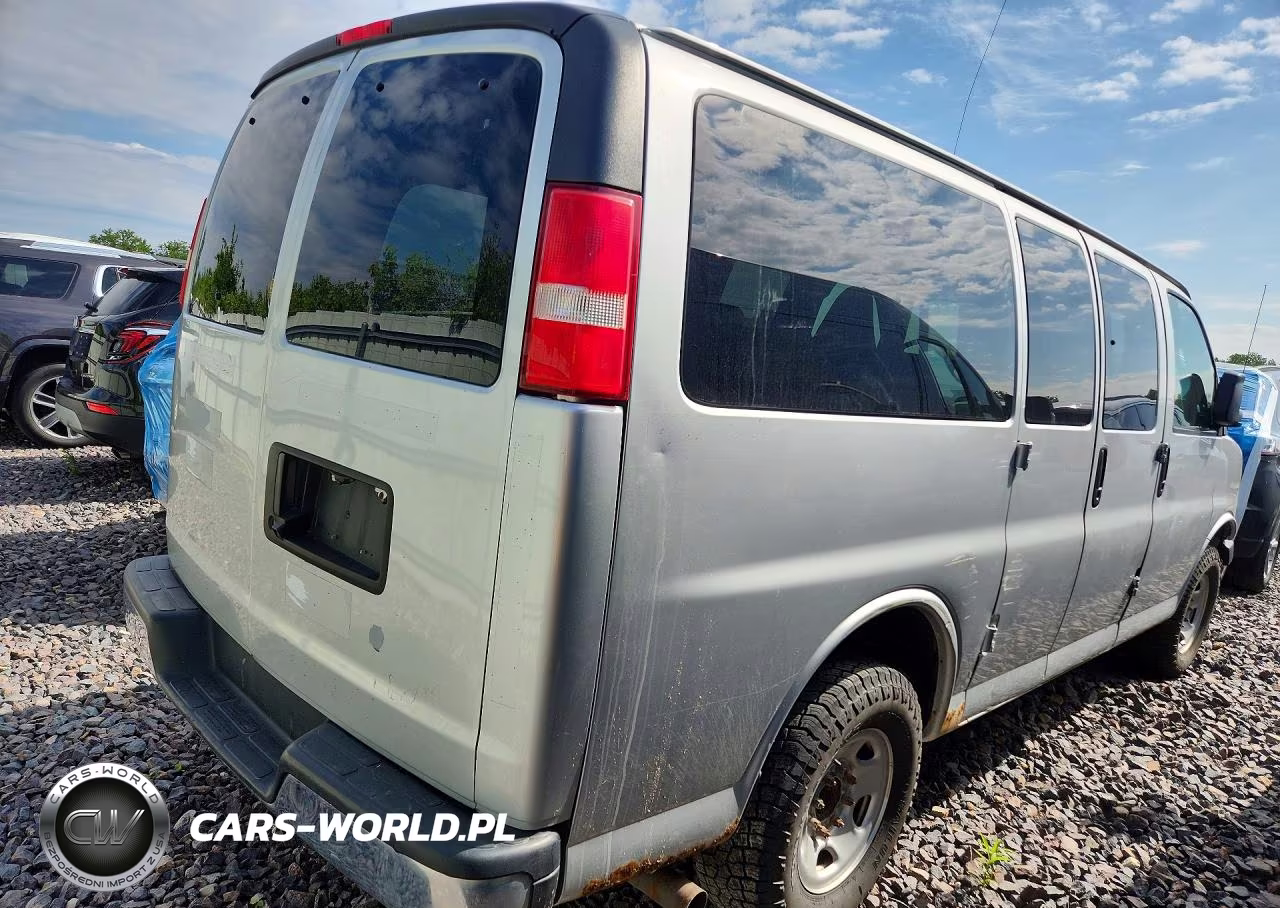 2019 Chevrolet Express G2500 Lt VIN:1GAWGFFP3K1223524 - 3