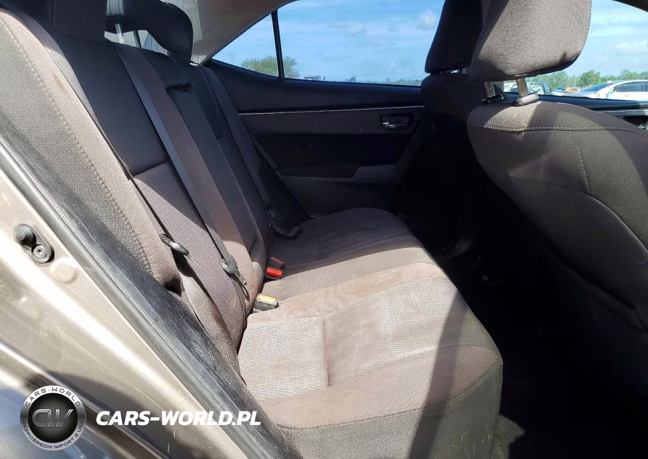 2017 Toyota Corolla Le VIN:5YFBURHE8HP600977 - 10