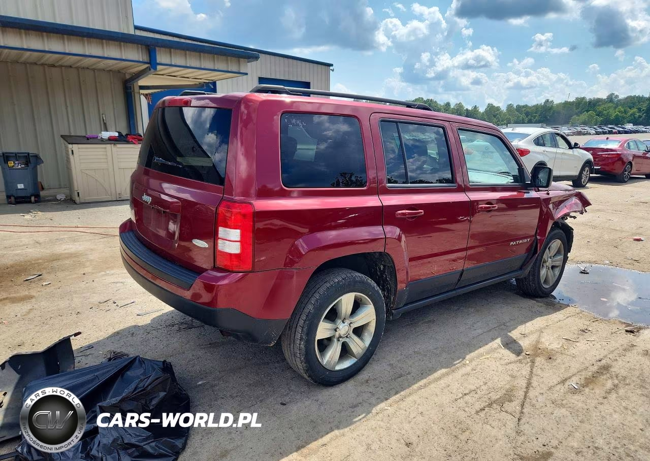 2012 Jeep Patriot Latitude VIN:1C4NJRFB4CD525074 - 3