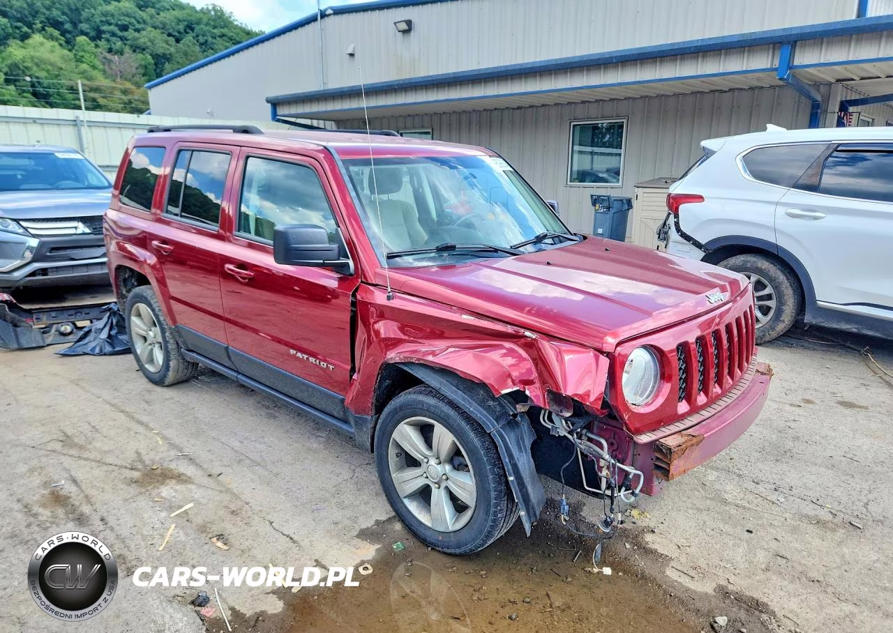 2012 Jeep Patriot Latitude VIN:1C4NJRFB4CD525074 - 4