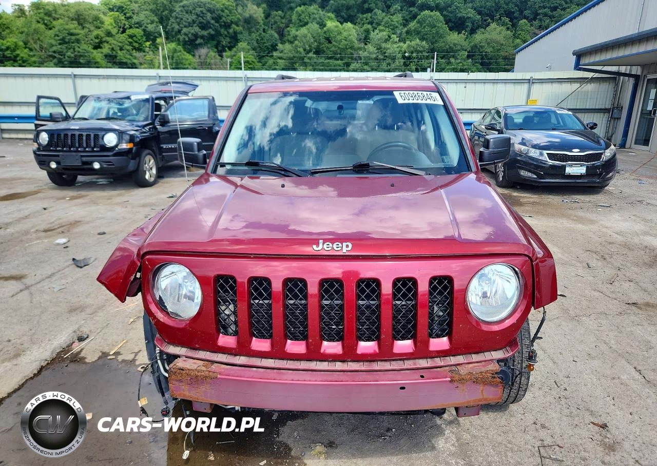 2012 Jeep Patriot Latitude VIN:1C4NJRFB4CD525074 - 5