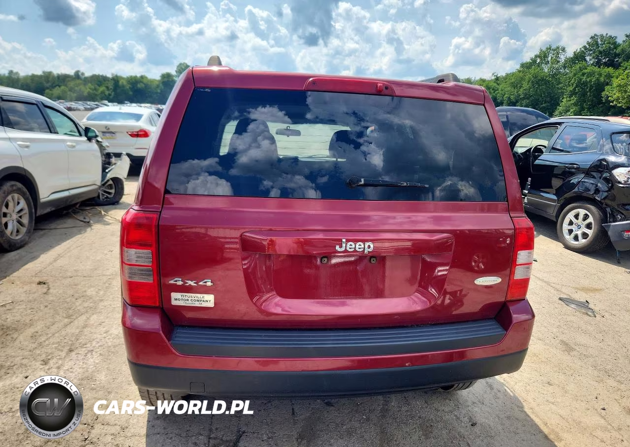 2012 Jeep Patriot Latitude VIN:1C4NJRFB4CD525074 - 6