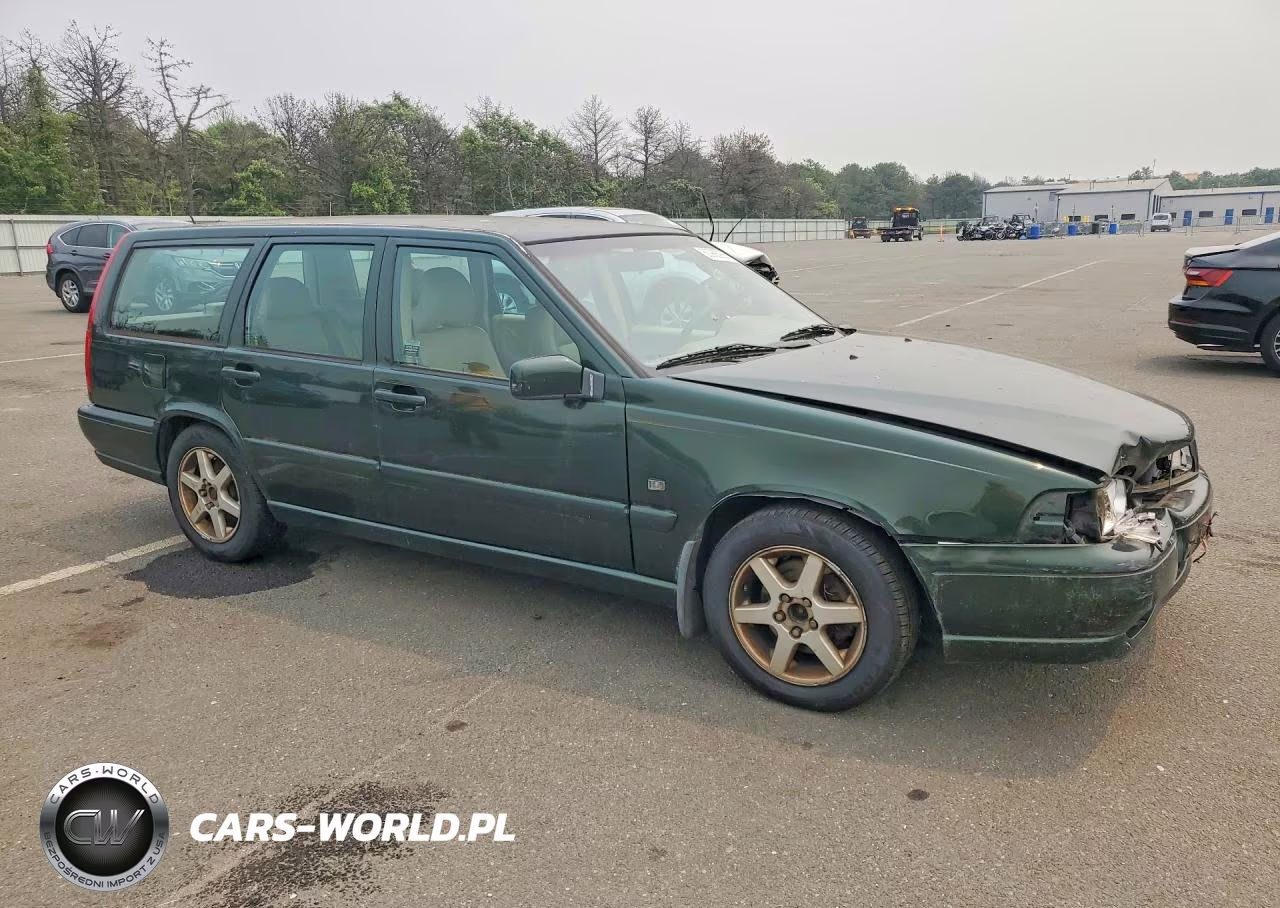 1999 Volvo V70 VIN:YV1LW55A3X2617069 - 4