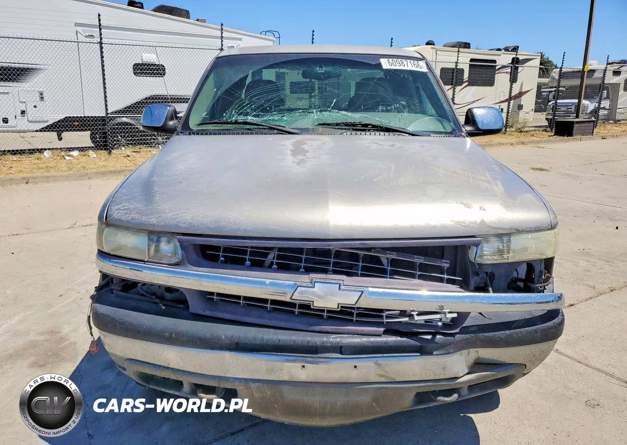 2000 Chevrolet Silverado K1500 VIN:1GCEK19T1YE332644 - 5