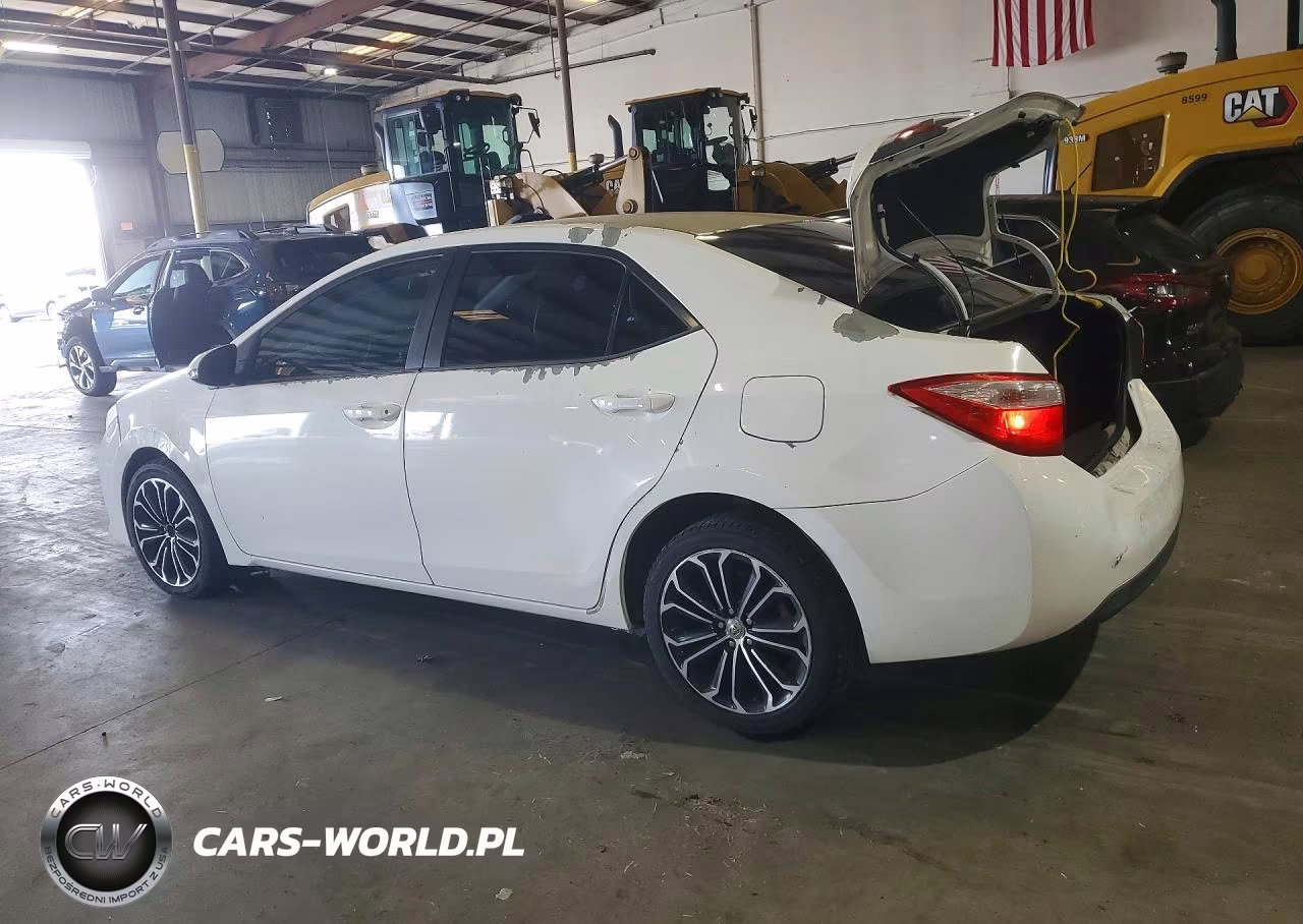 2015 Toyota Corolla S Plus VIN:5YFBURHE2FP190464 - 2