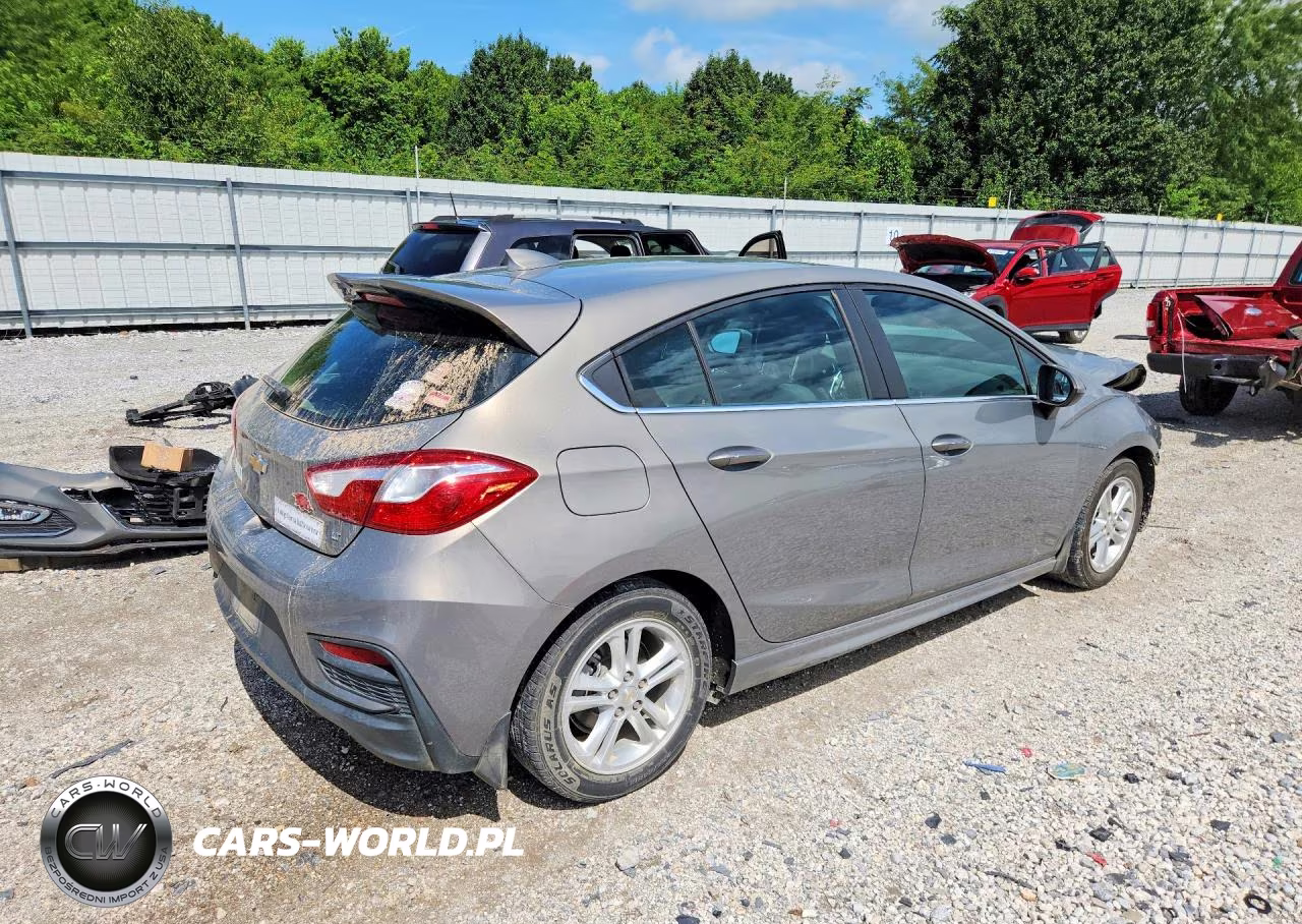 2017 Chevrolet Cruze Lt VIN:3G1BE6SMXHS574647 - 3