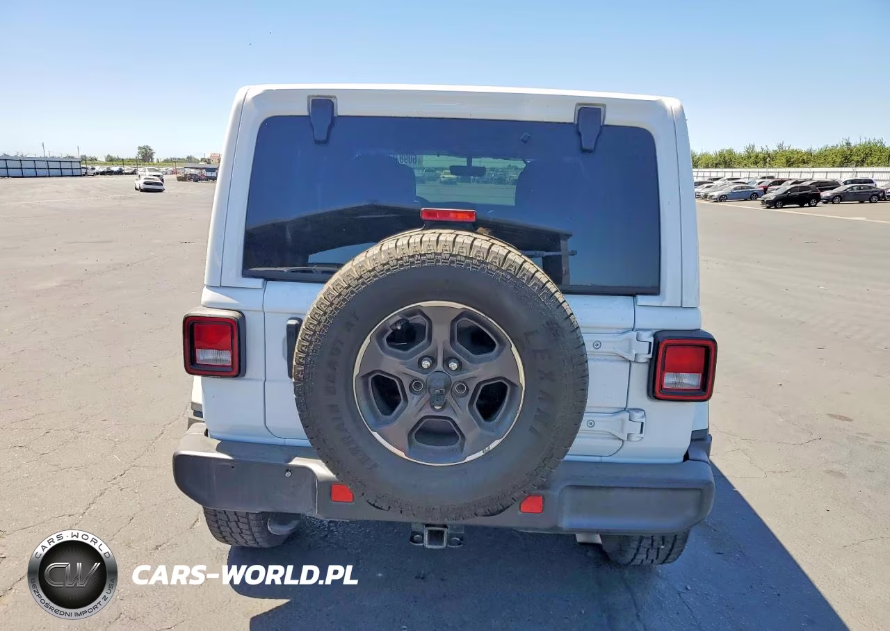 2021 Jeep Wrangler Unlimited Sahara VIN:1C4HJXEN8MW557268 - 6