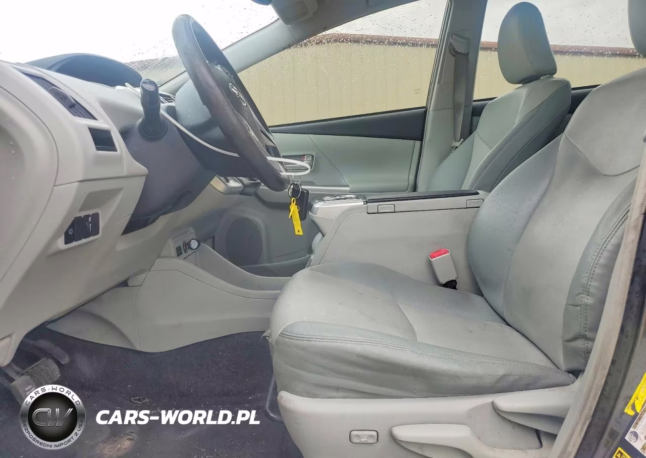 2012 Toyota Prius V Five VIN:JTDZN3EU8C3080642 - 7