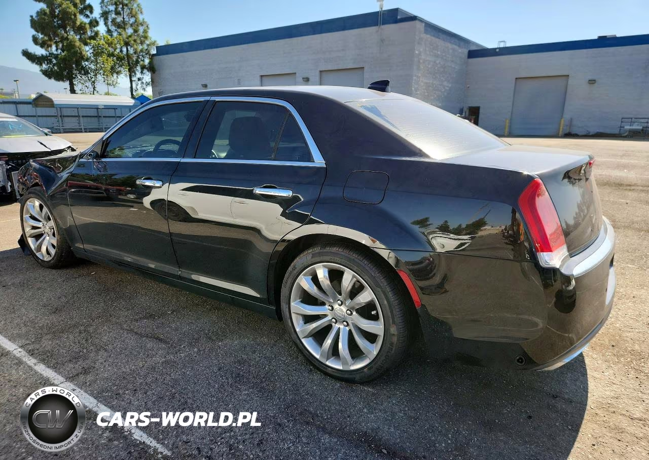 2015 Chrysler 300C VIN:2C3CCAEG9FH921920 - 2