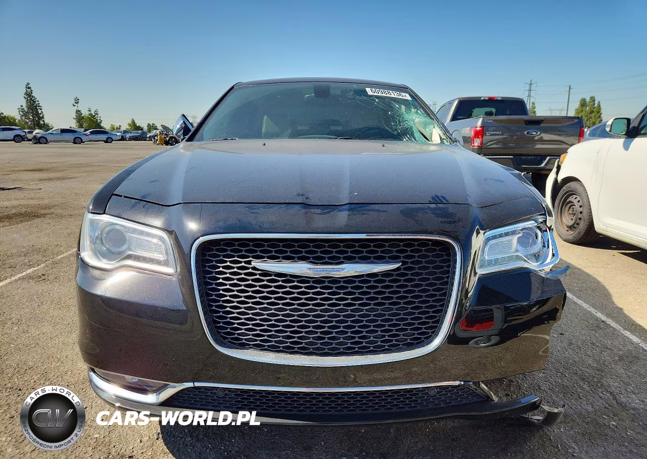 2015 Chrysler 300C VIN:2C3CCAEG9FH921920 - 5