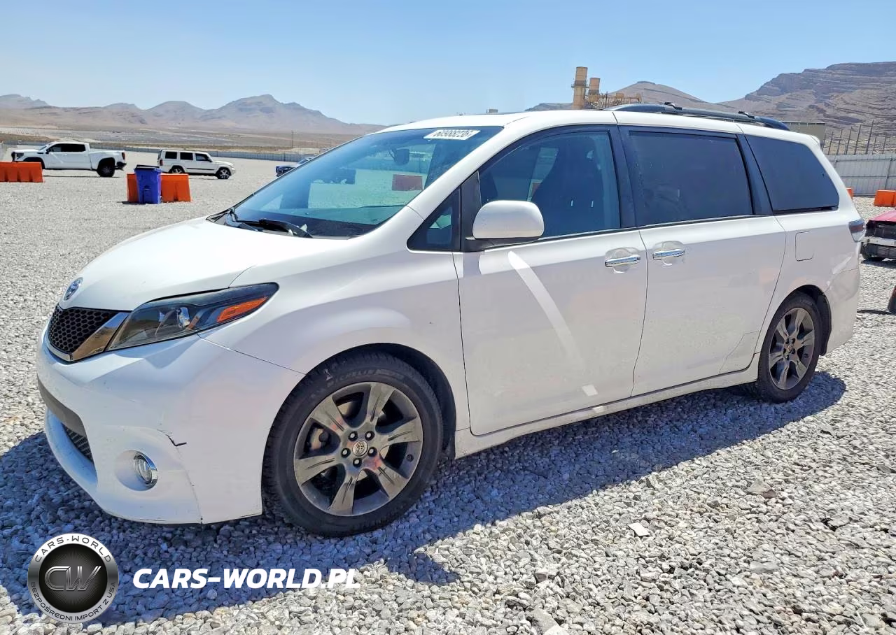 2016 Toyota Sienna Se – zdjęcie 1 z 13