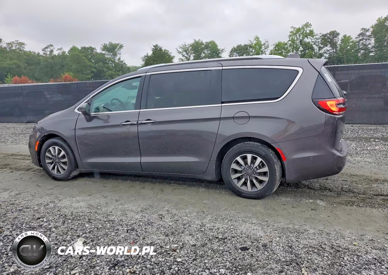 2021 Chrysler Pacifica Touring L VIN:2C4RC1BG7MR539824 - 2