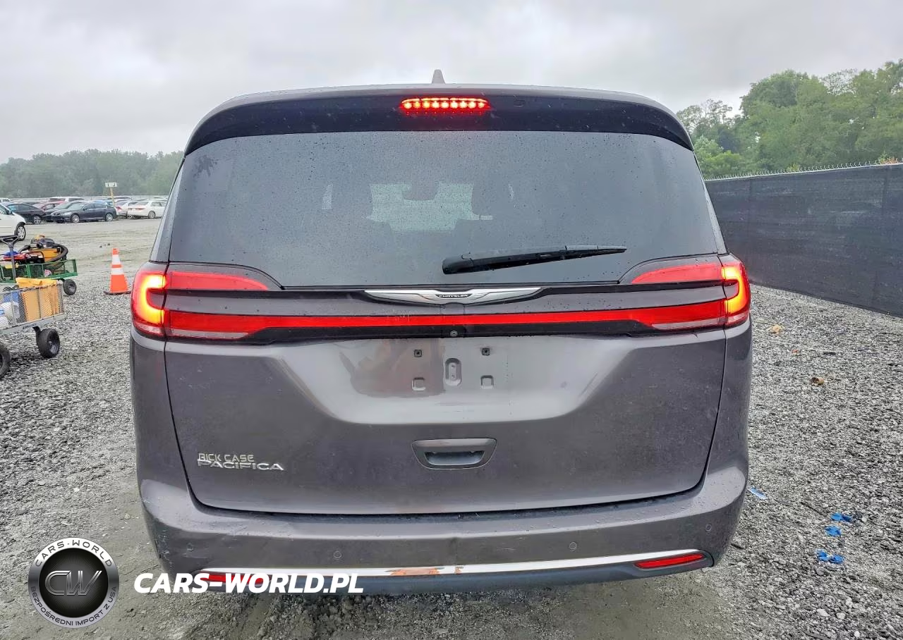 2021 Chrysler Pacifica Touring L VIN:2C4RC1BG7MR539824 - 6