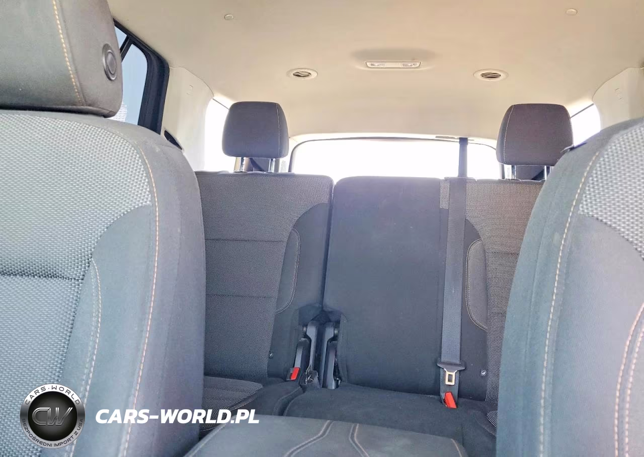 2019 Chevrolet Traverse Ls VIN:1GNERFKW0KJ222302 - 10