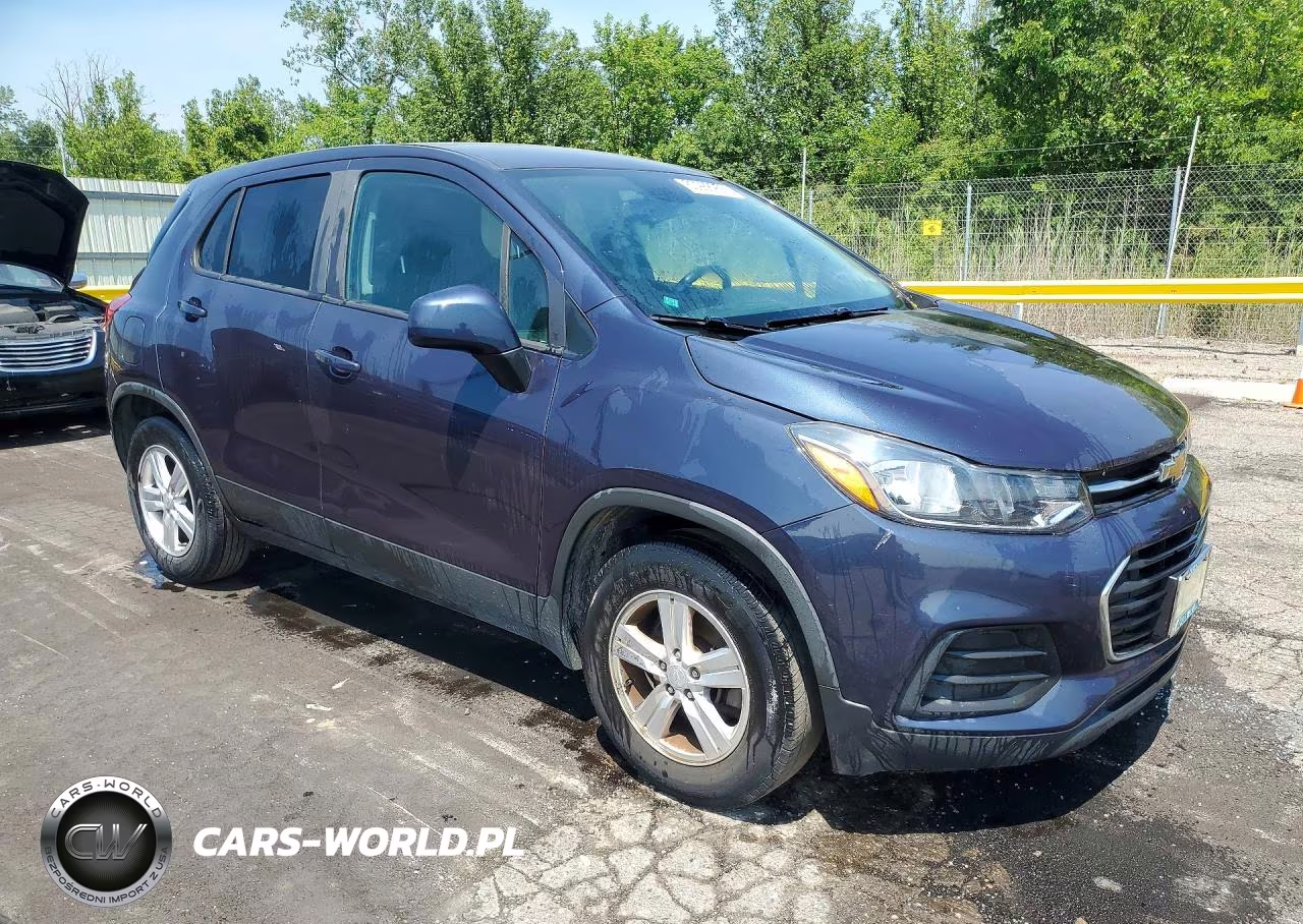 2019 Chevrolet Trax Ls VIN:3GNCJKSB2KL220645 - 4