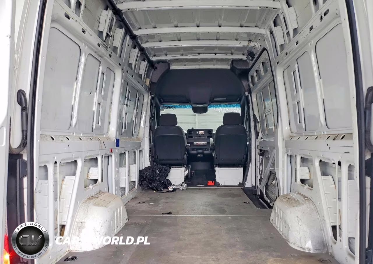 2020 Mercedes-Benz Sprinter 2500 Delivery Van VIN:W1W4EBHY5LP211347 - 10