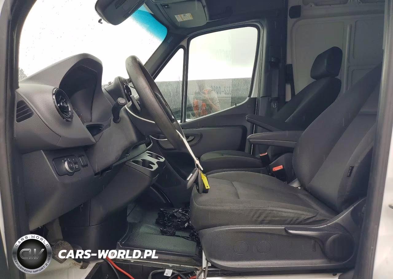 2020 Mercedes-Benz Sprinter 2500 Delivery Van VIN:W1W4EBHY5LP211347 - 7