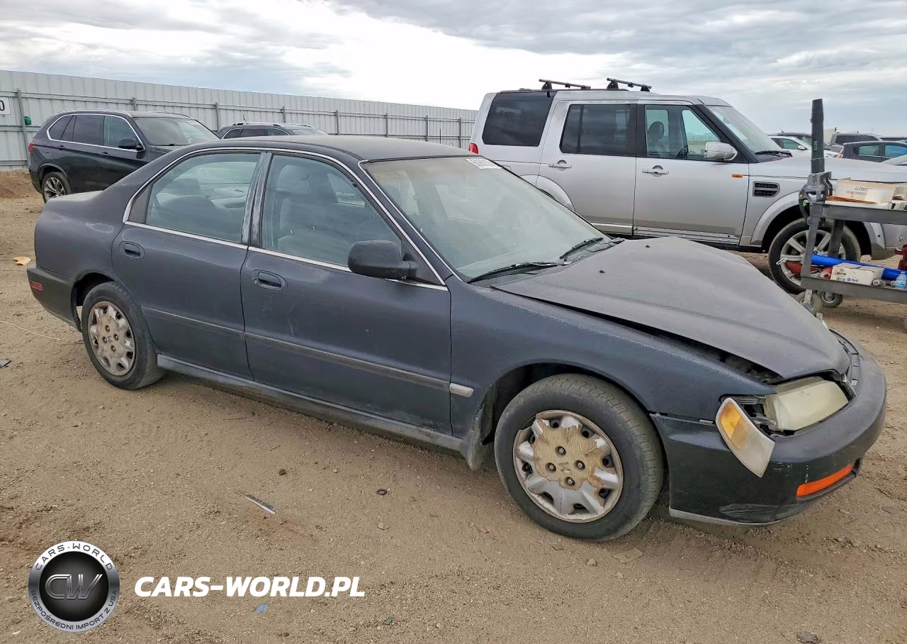 1996 Honda Accord Lx VIN:1HGCD5638TA262574 - 4
