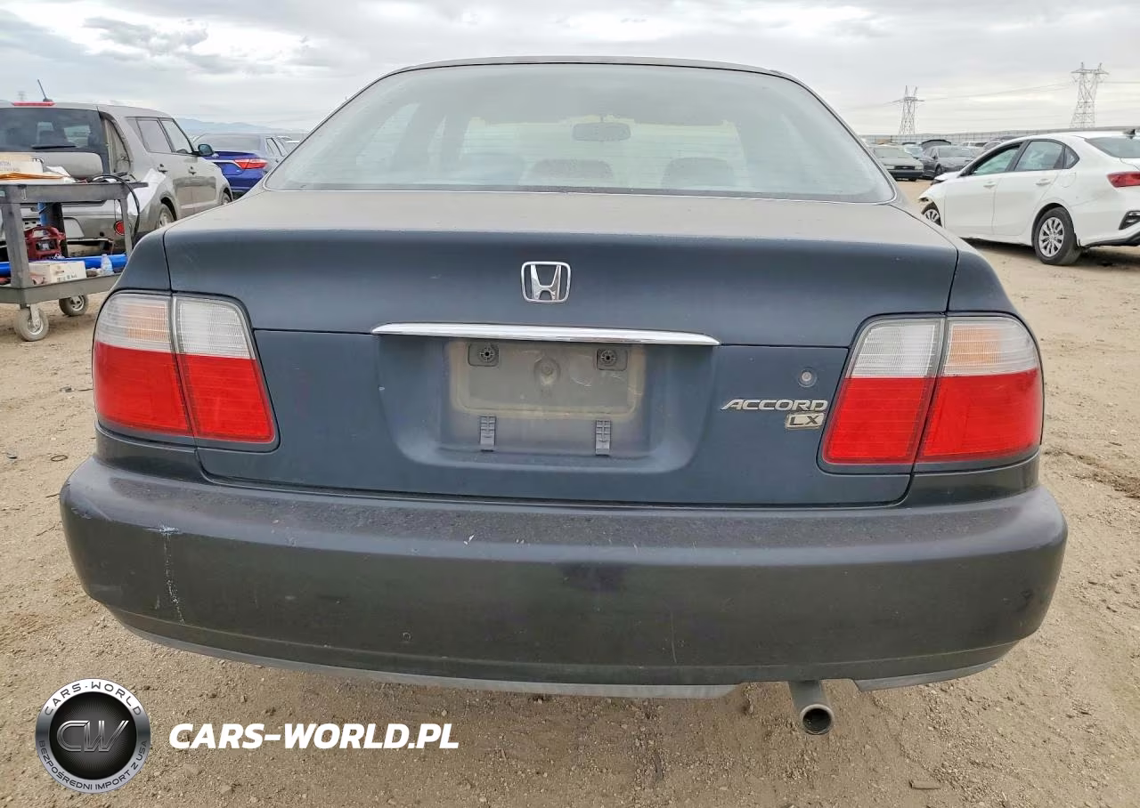 1996 Honda Accord Lx VIN:1HGCD5638TA262574 - 6