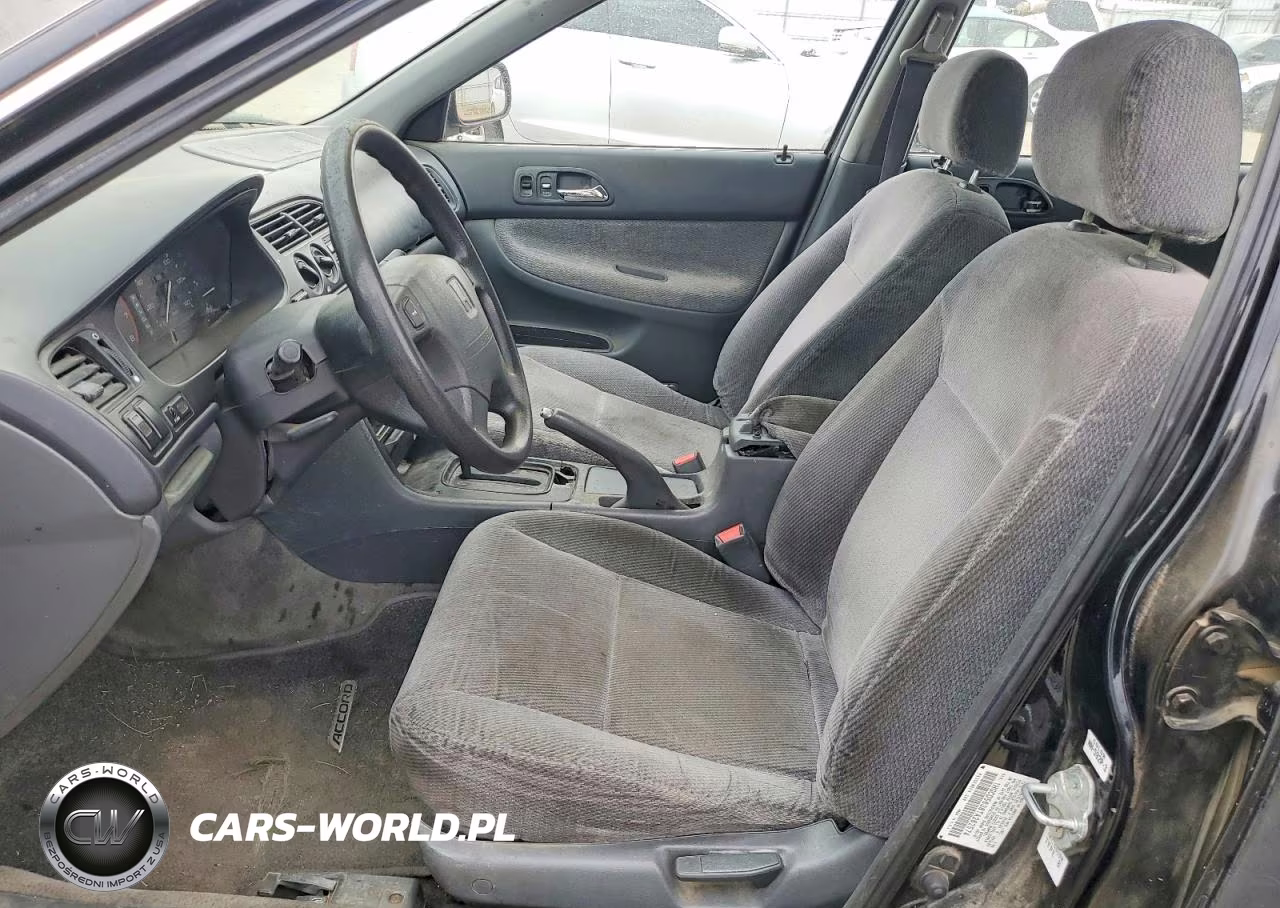 1996 Honda Accord Lx VIN:1HGCD5638TA262574 - 7