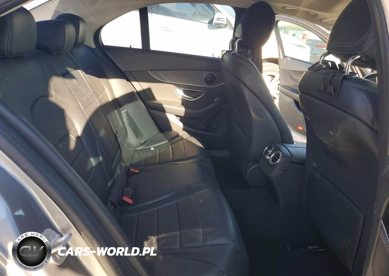 2015 Mercedes-Benz C 300 VIN:55SWF4JB9FU058715 - 10