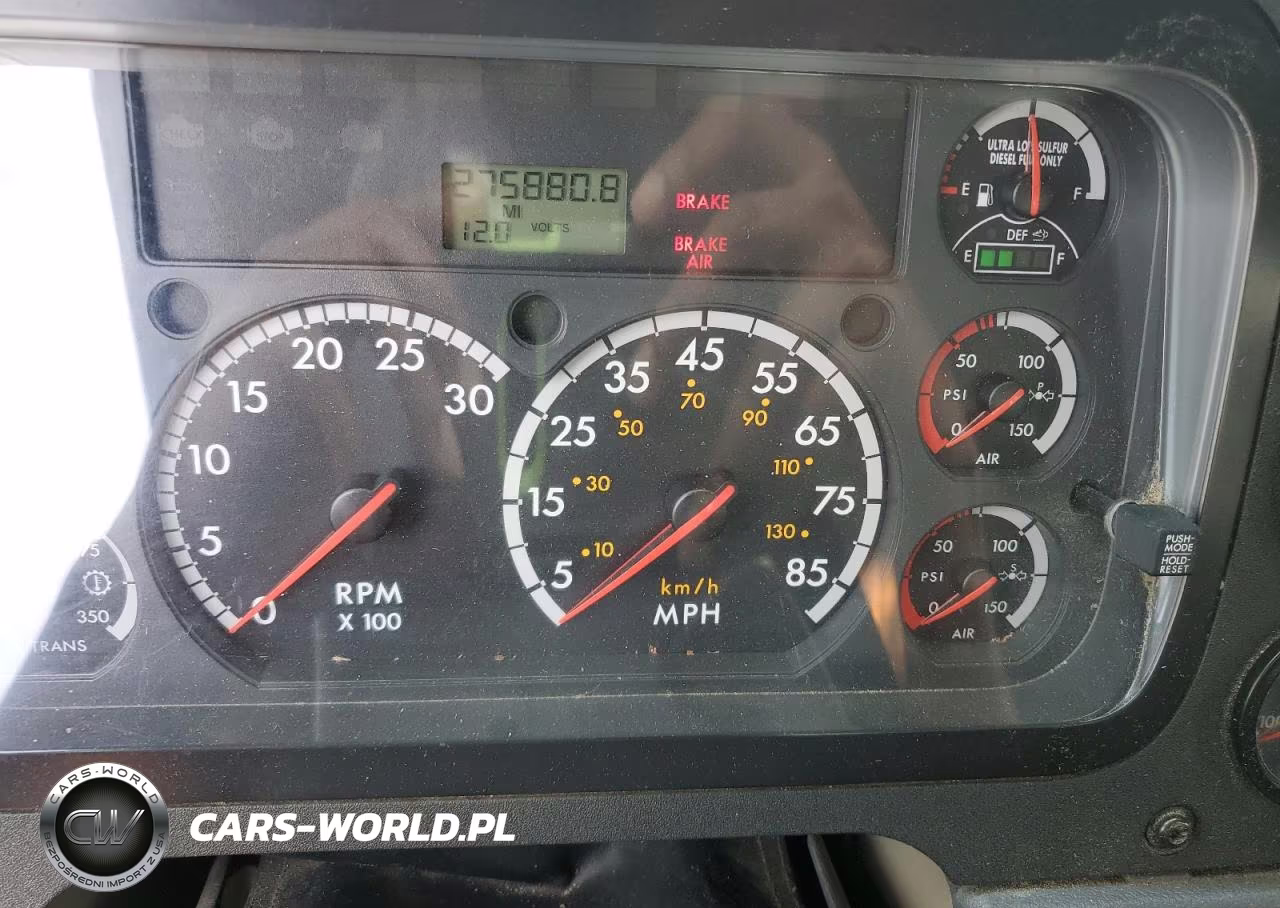 2015 Freightliner Cascadia 125 VIN:1FUJGED68FLGK2912 - 8