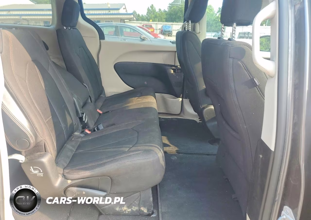 2017 Chrysler Pacifica VIN:2C4RC1CG0HR522660 - 11