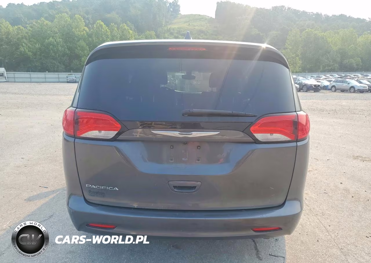 2017 Chrysler Pacifica VIN:2C4RC1CG0HR522660 - 6