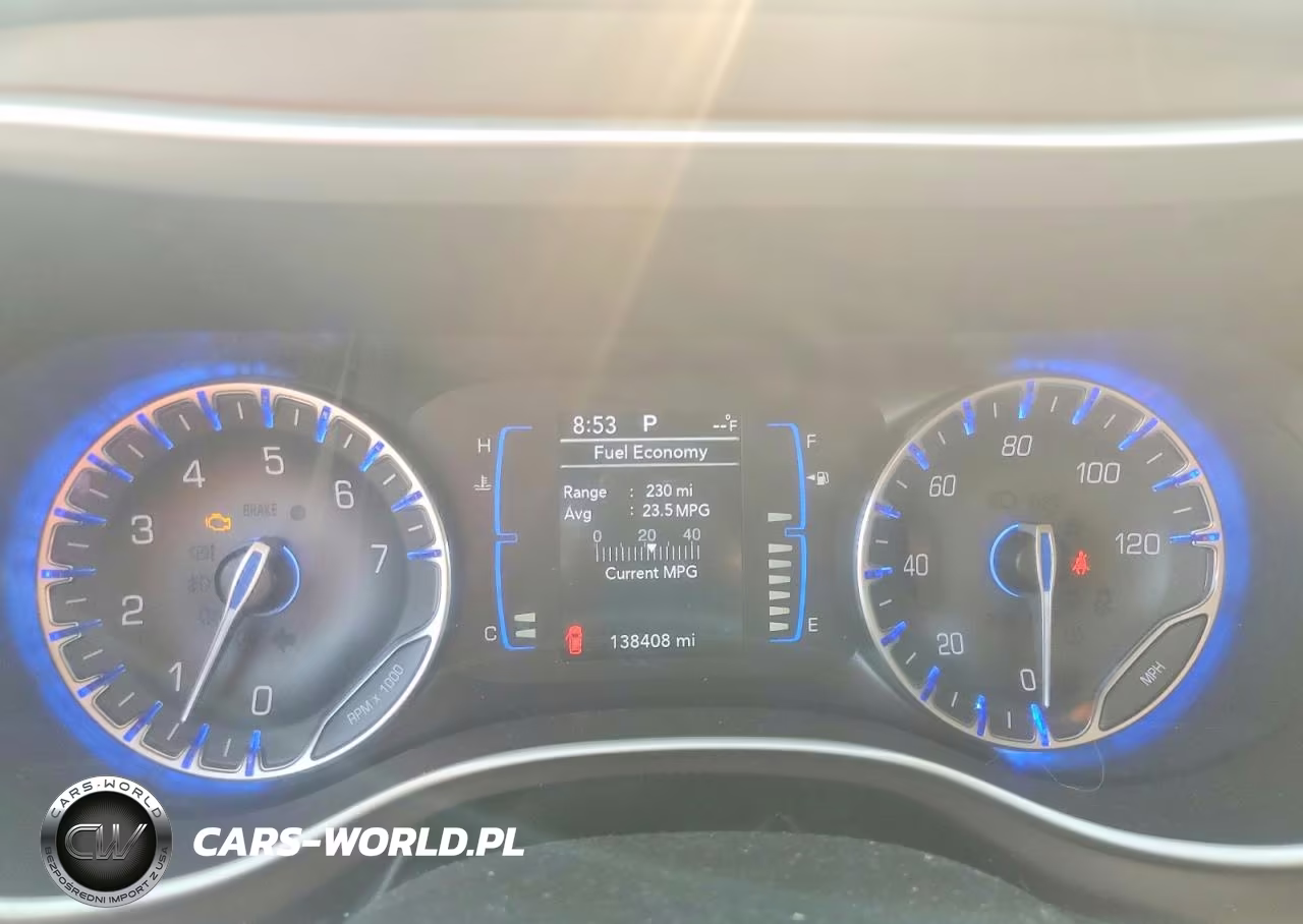 2017 Chrysler Pacifica VIN:2C4RC1CG0HR522660 - 9