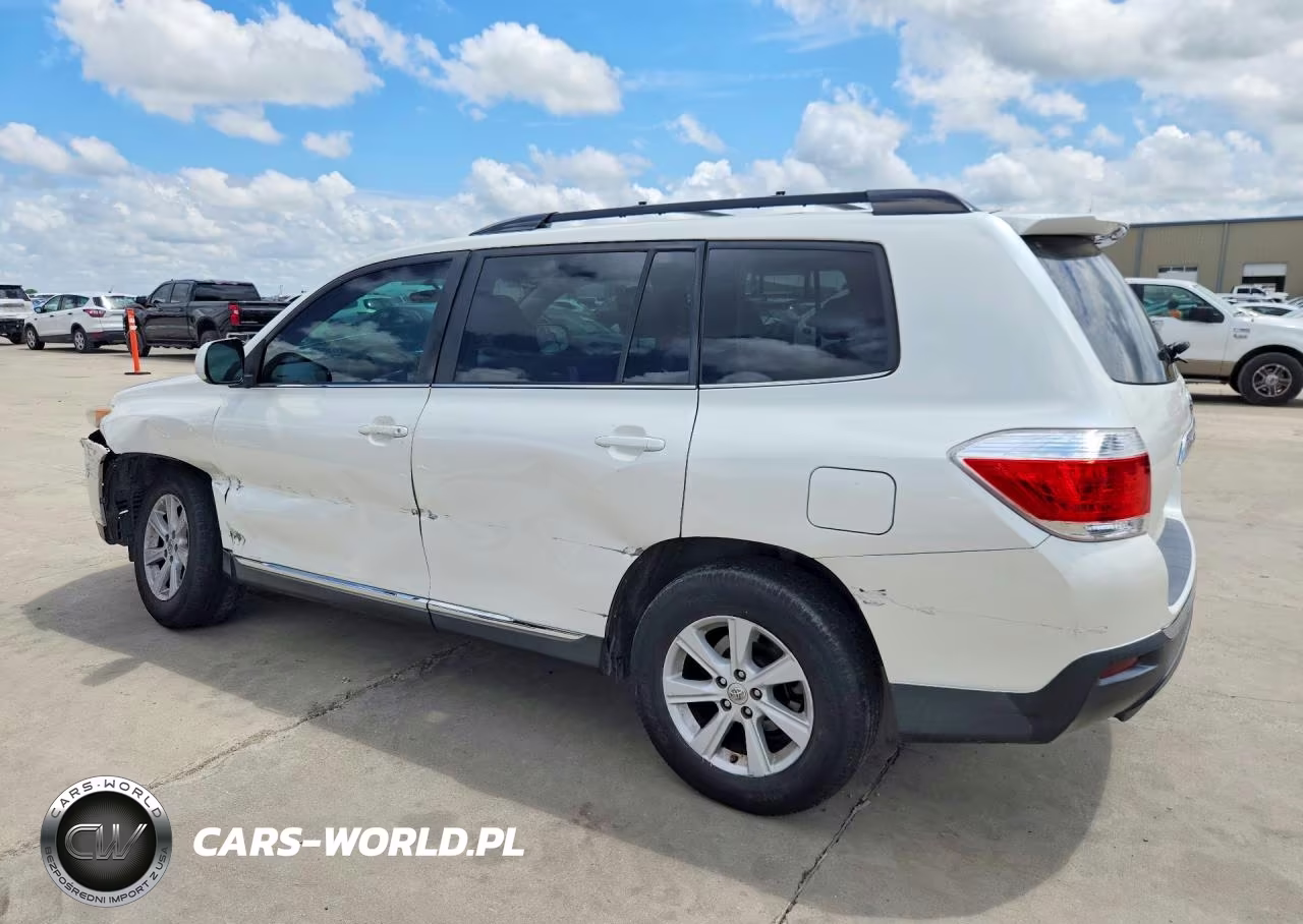 2013 Toyota Highlander Plus VIN:5TDZK3EH5DS119425 - 2