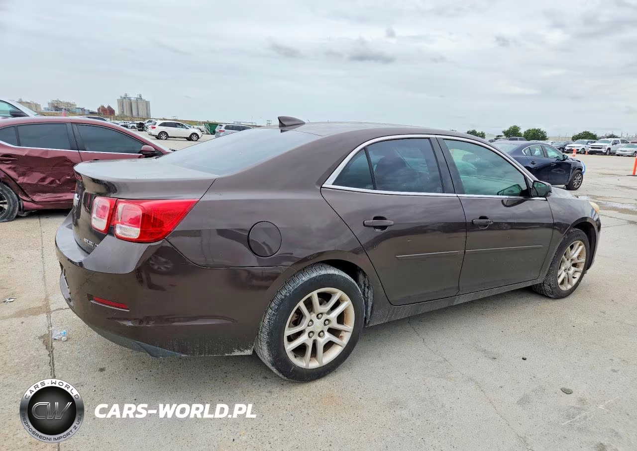 2015 Chevrolet Malibu 1Lt VIN:1G11C5SL3FF154653 - 3