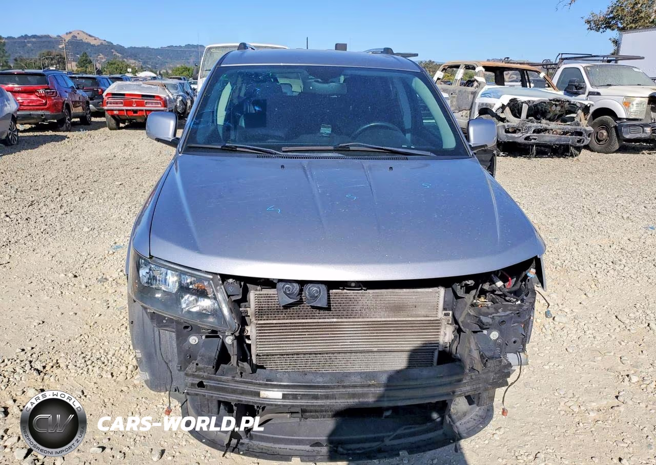 2015 Dodge Journey Crossroad VIN:3C4PDCGG5FT630891 - 5
