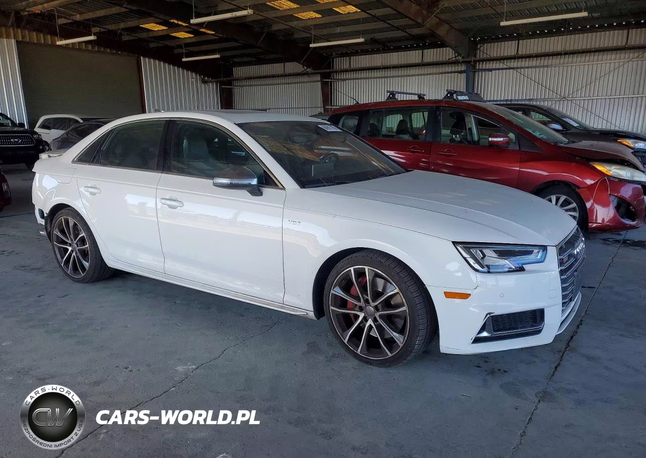 2018 Audi S4 Premium Plus VIN:WAUB4AF42JA015458 - 4