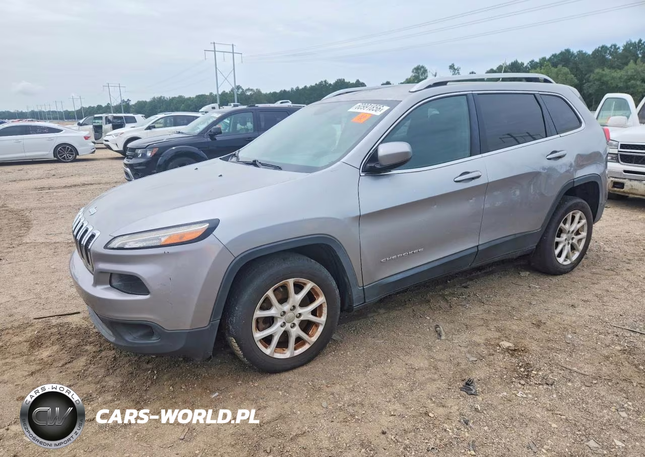 2016 Jeep Cherokee Latitude – zdjęcie 1 z 13