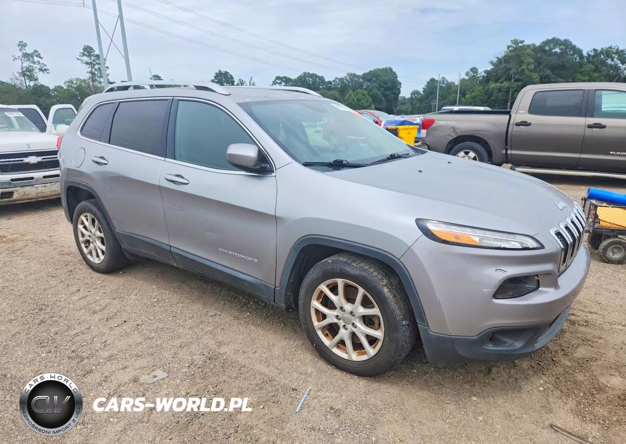 2016 Jeep Cherokee Latitude VIN:1C4PJLCB1GW376935 - 4