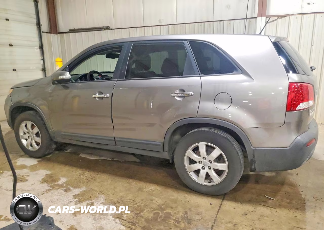 2013 Kia Sorento Lx VIN:5XYKT4A18DG386102 - 2