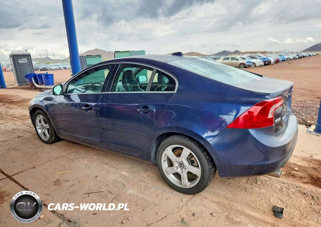 2012 Volvo S60 T5 VIN:YV1622FS2C2058283 - 2