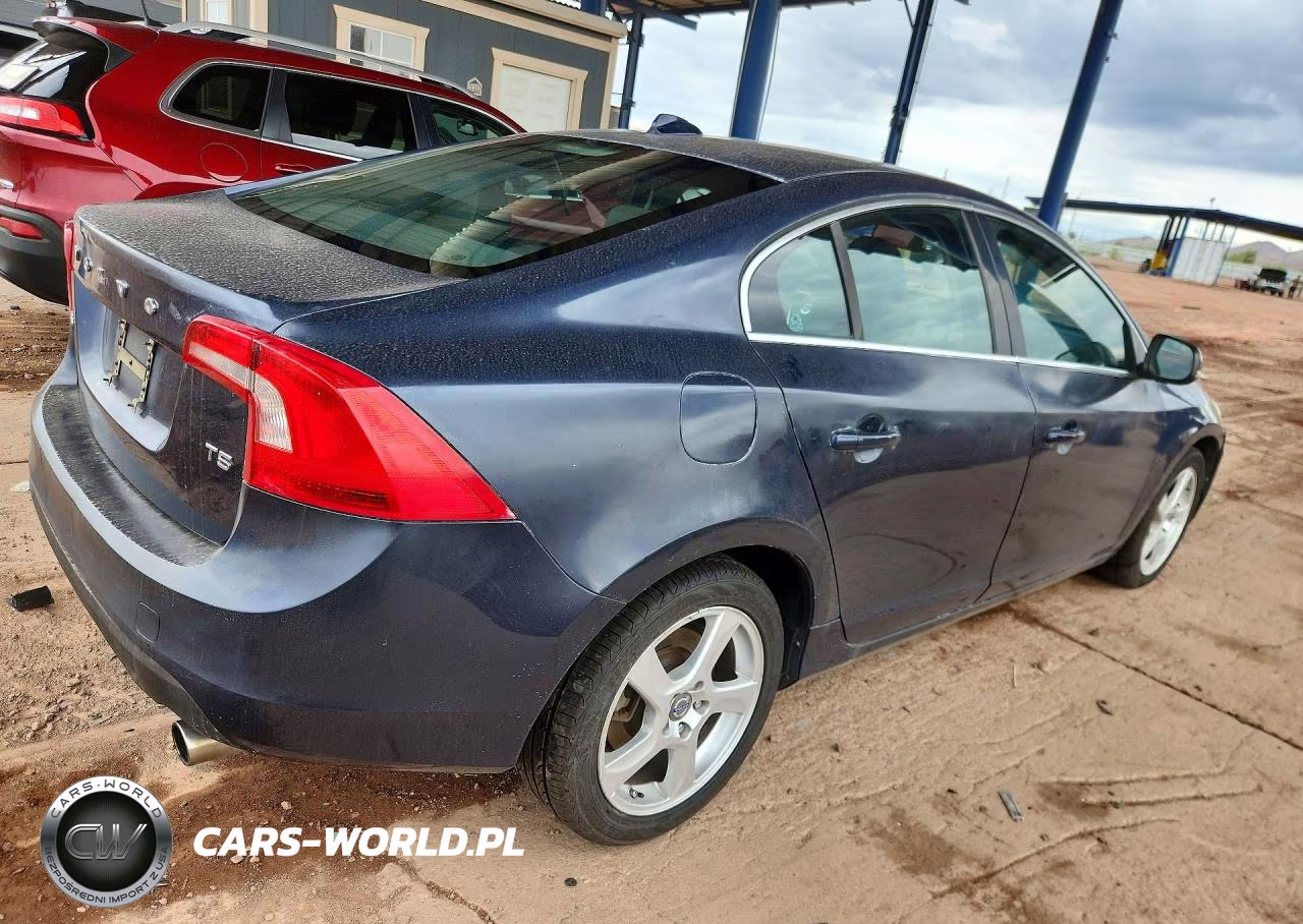 2012 Volvo S60 T5 VIN:YV1622FS2C2058283 - 3