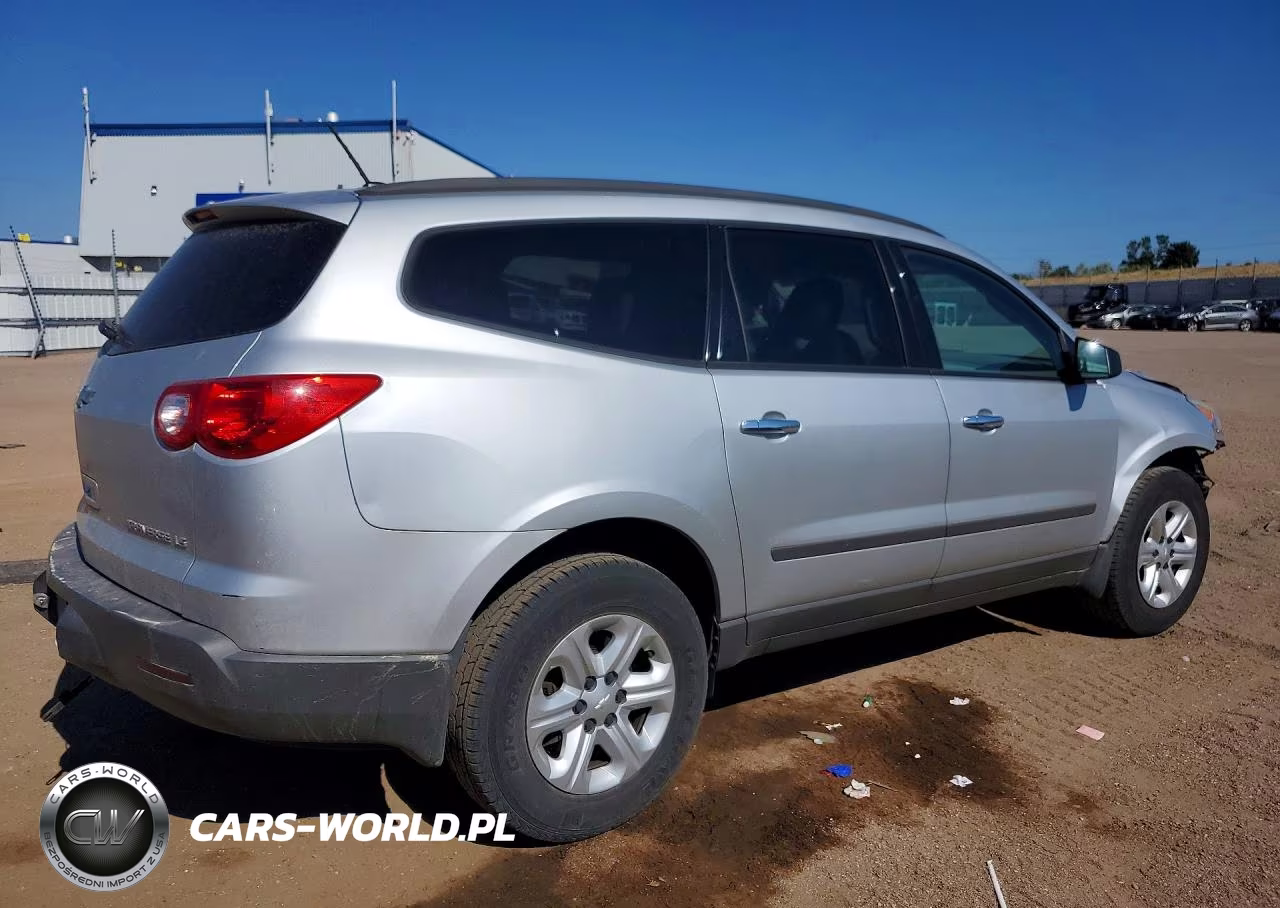 2011 Chevrolet Traverse Ls VIN:1GNKRFED0BJ374089 - 3