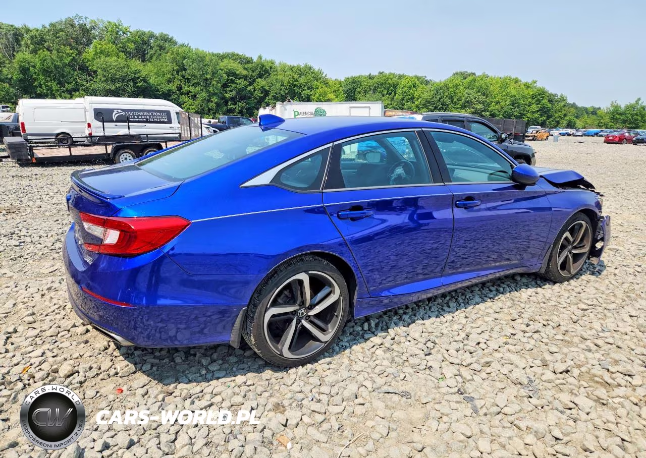 2018 Honda Accord Sport VIN:1HGCV2F33JA035205 - 3