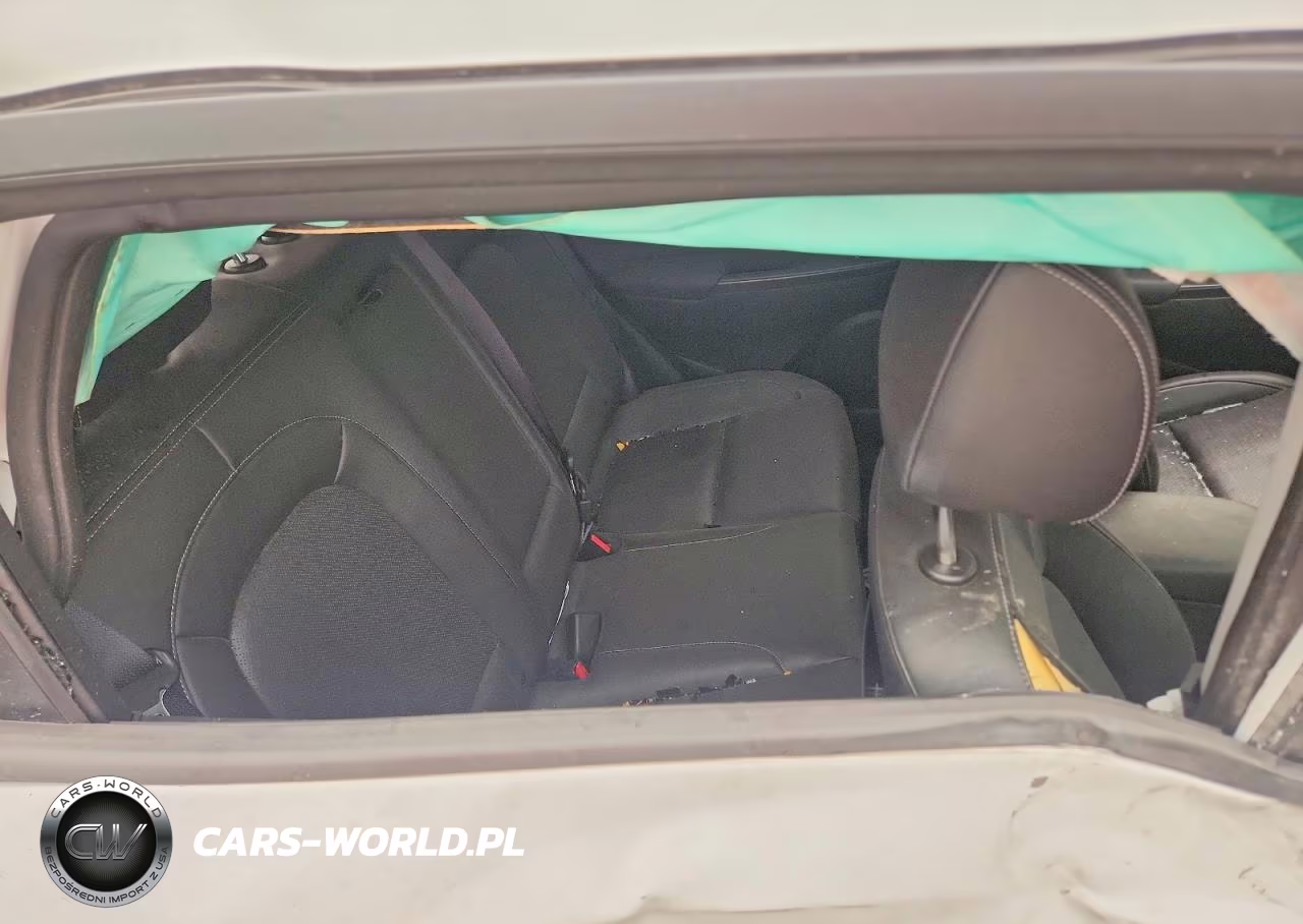 2021 Hyundai Kona Ultimate VIN:KM8K5CA55MU602067 - 10