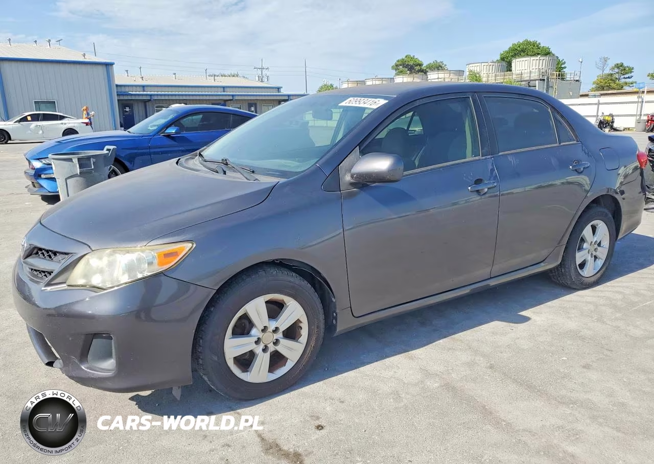 2011 Toyota Corolla Le – zdjęcie 1 z 12