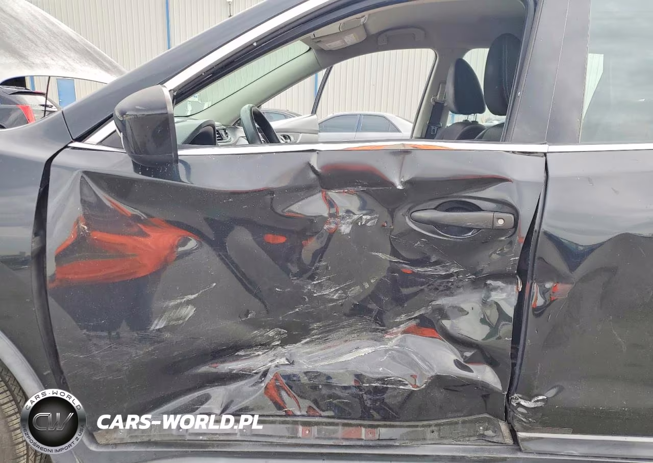 2017 Nissan Rogue S VIN:KNMAT2MT2HP580947 - 7