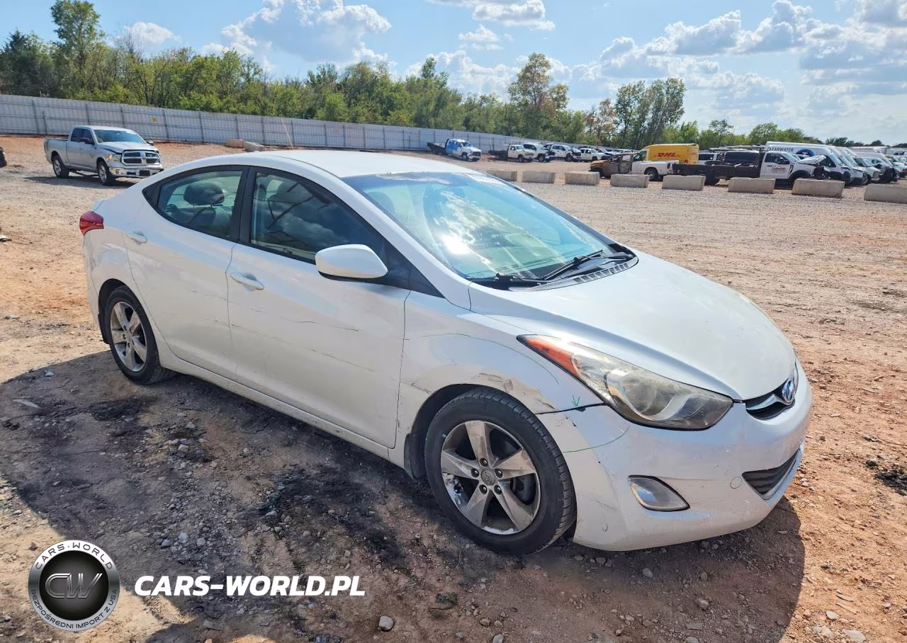 2013 Hyundai Elantra Gls VIN:5NPDH4AEXDH434866 - 4